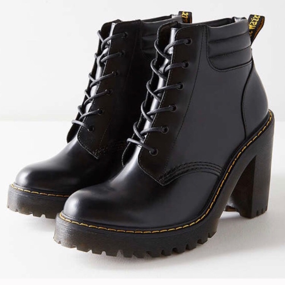 Dr. Martens Persephone Buttero Black